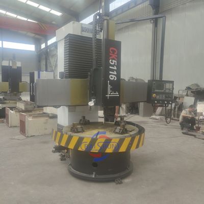 Vertikal Mesin Pusat CNC mesin bubut Jenis Torno Siemens CNC Controller