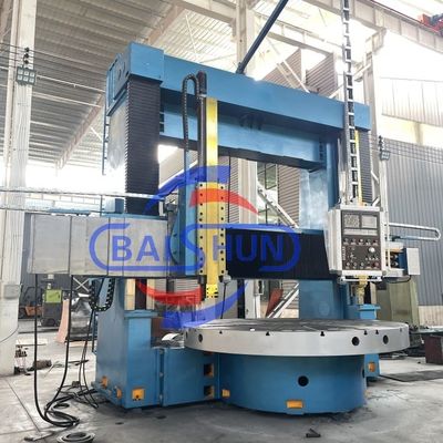 Kapasitas Beban Berat Mesin Lathe Vertikal CNC Pemotongan Logam Tugas Berat untuk memutar benda kerja hingga 32 Ton