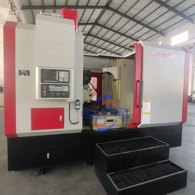 Mesin empat sumbu kecepatan tinggi otomatis CNC Gear Hobbing dengan penutup penuh