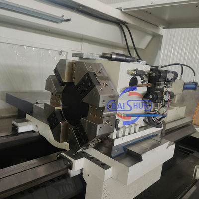 Mesin pemotong logam CNC yang ekonomis Pipe Threading Lathe Dengan Spindle Bor Besar